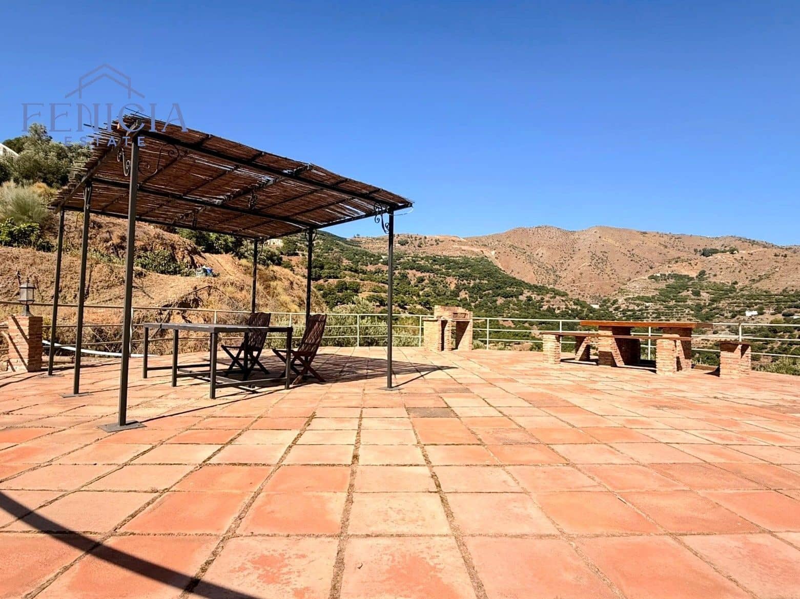 3 quarto Moradia para venda em Almunecar com piscina garagem - 399 000 € (Ref: 10022002)