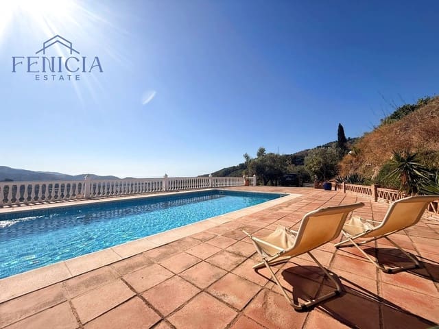 3 quarto Moradia para venda em Almuñécar com piscina garagem - 399 000 € (Ref: 10022002)