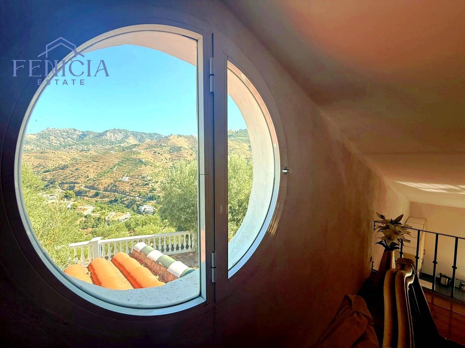 3 quarto Moradia para venda em Almunecar com piscina garagem - 399 000 € (Ref: 10022002)