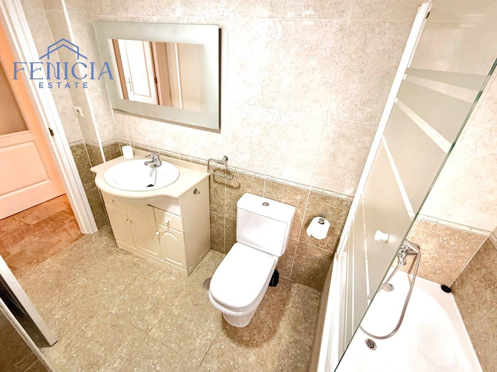 Appartement de 2 chambres à louer à Almunecar - 900 € (Ref: 10094226)