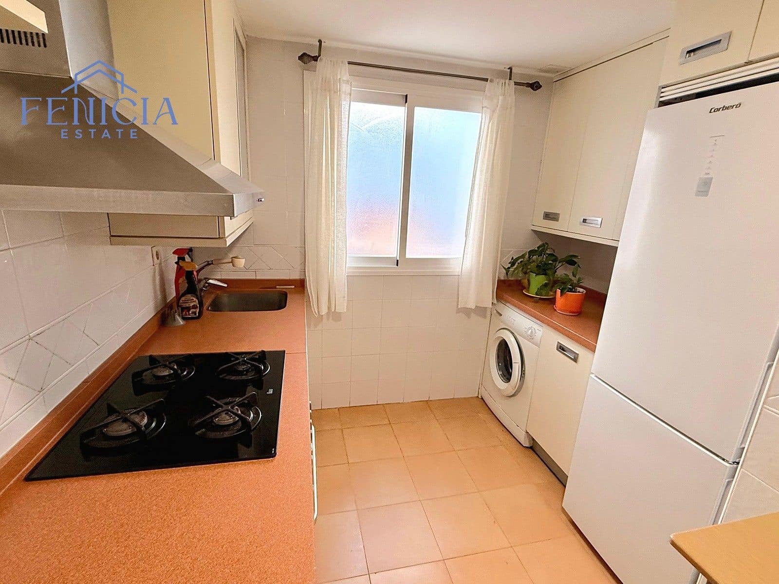 Appartement de 2 chambres à louer à Almunecar - 900 € (Ref: 10094226)