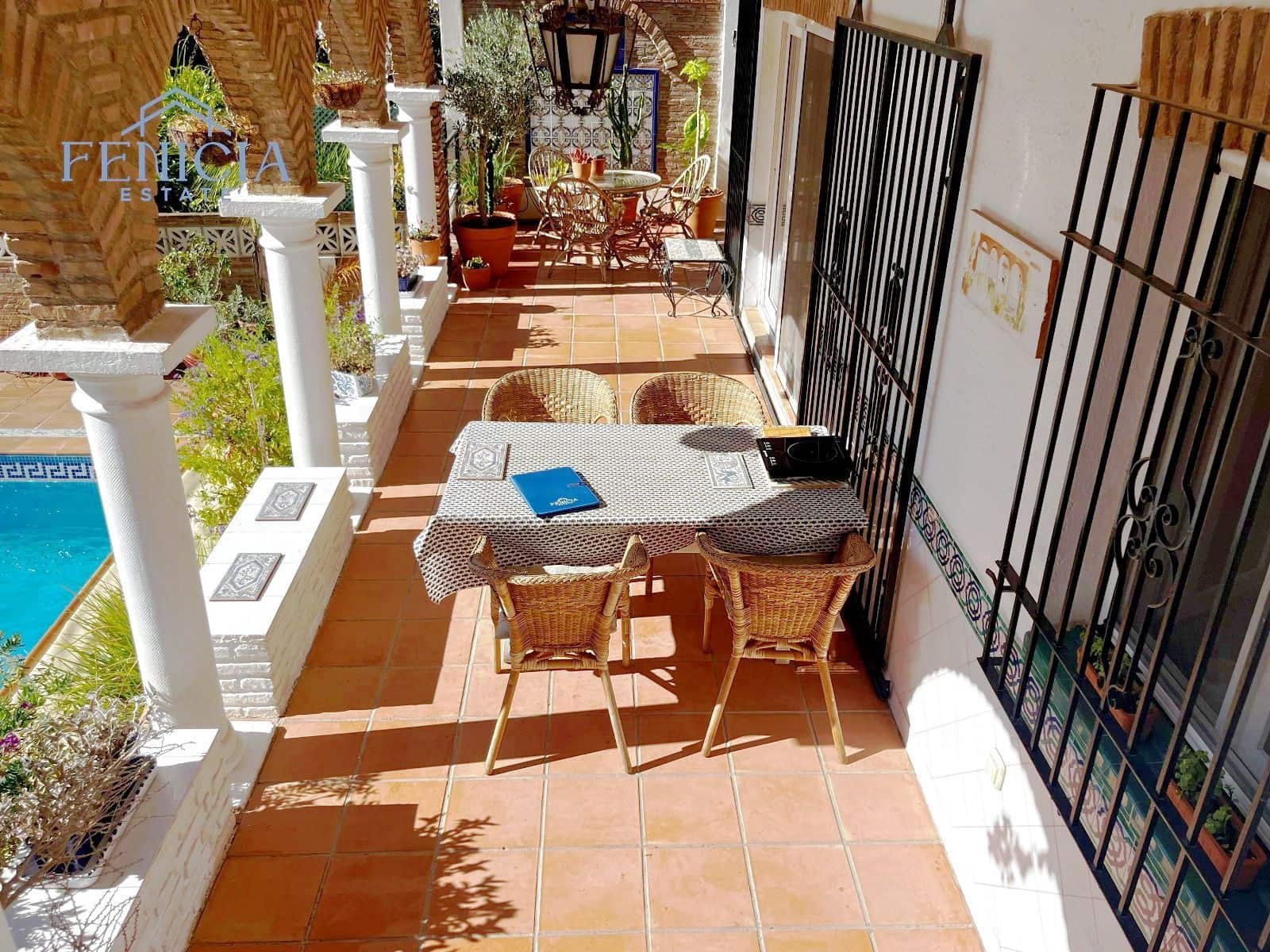 3 bedroom Villa for sale in Almunecar with pool garage - € 695,000 (Ref: 10114613)