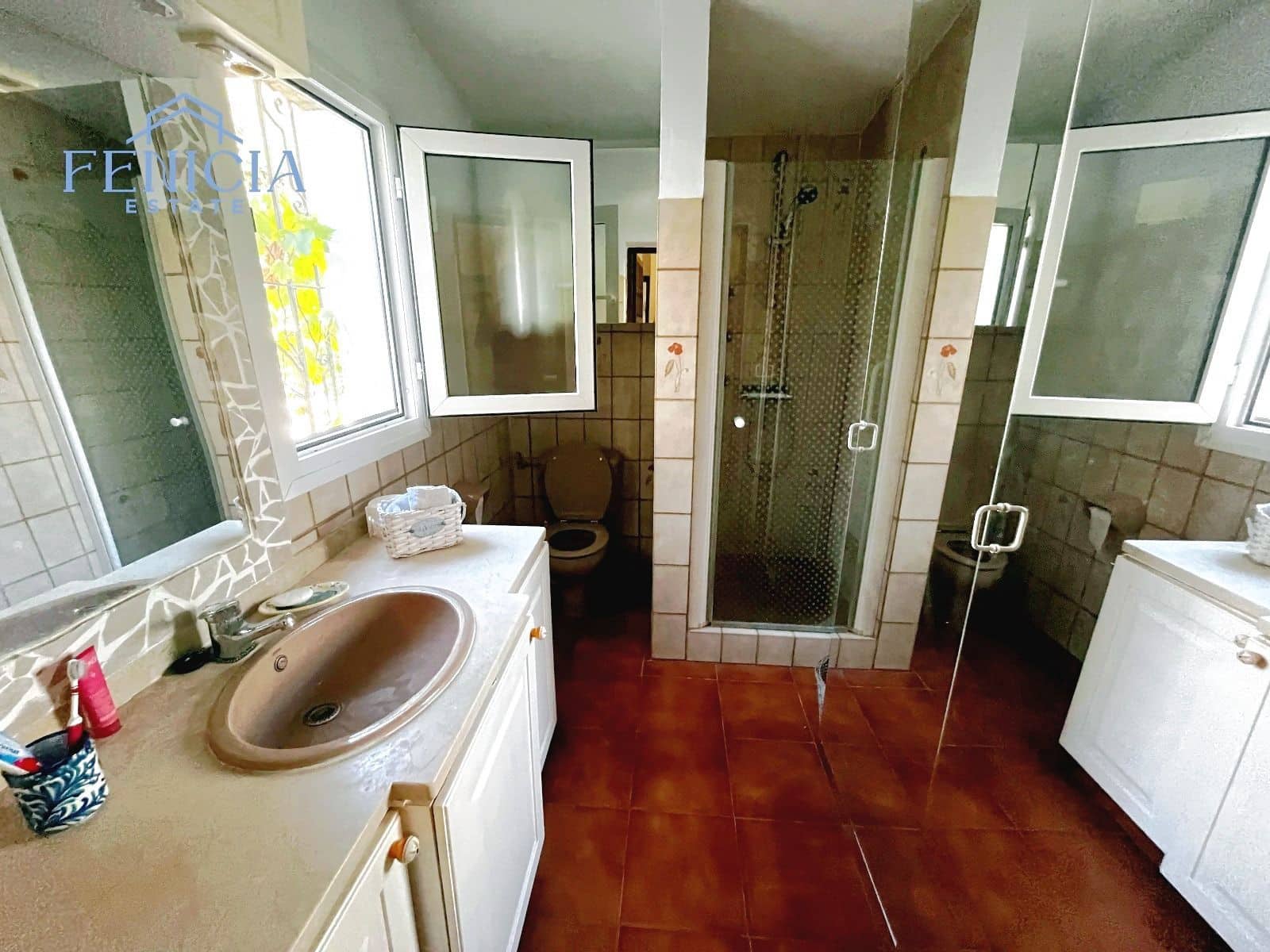 3 bedroom Villa for sale in Almunecar with pool garage - € 695,000 (Ref: 10114613)