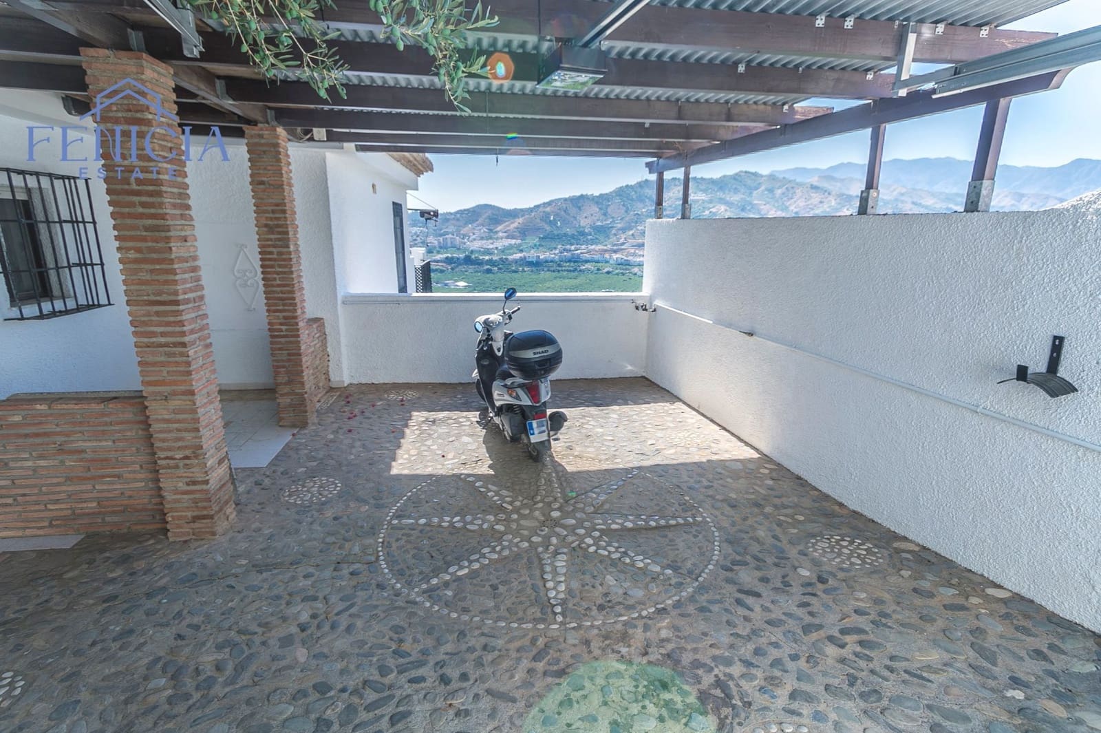 7 bedroom Villa for sale in Almunecar with pool garage - € 1,100,000 (Ref: 10170591)
