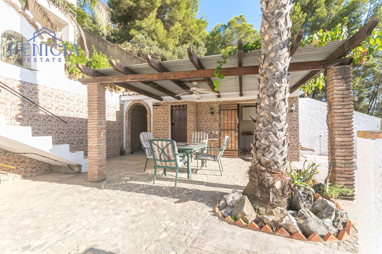 7 bedroom Villa for sale in Almunecar with pool garage - € 1,100,000 (Ref: 10170591)