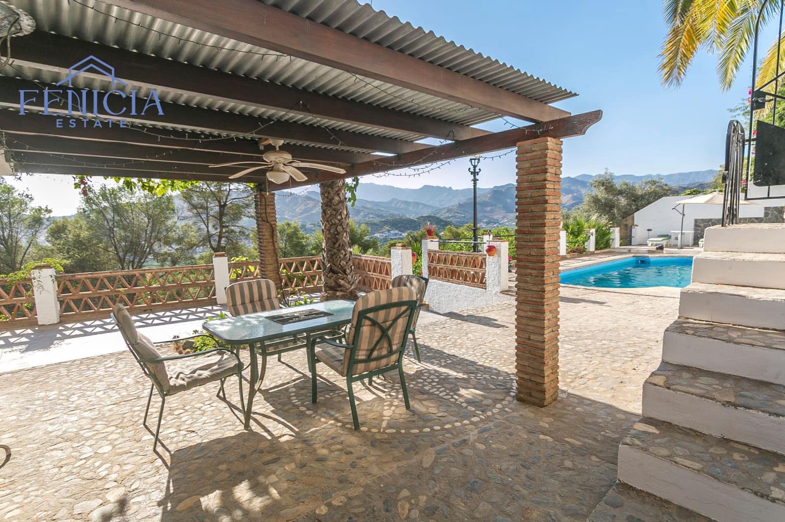 7 bedroom Villa for sale in Almunecar with pool garage - € 1,100,000 (Ref: 10170591)