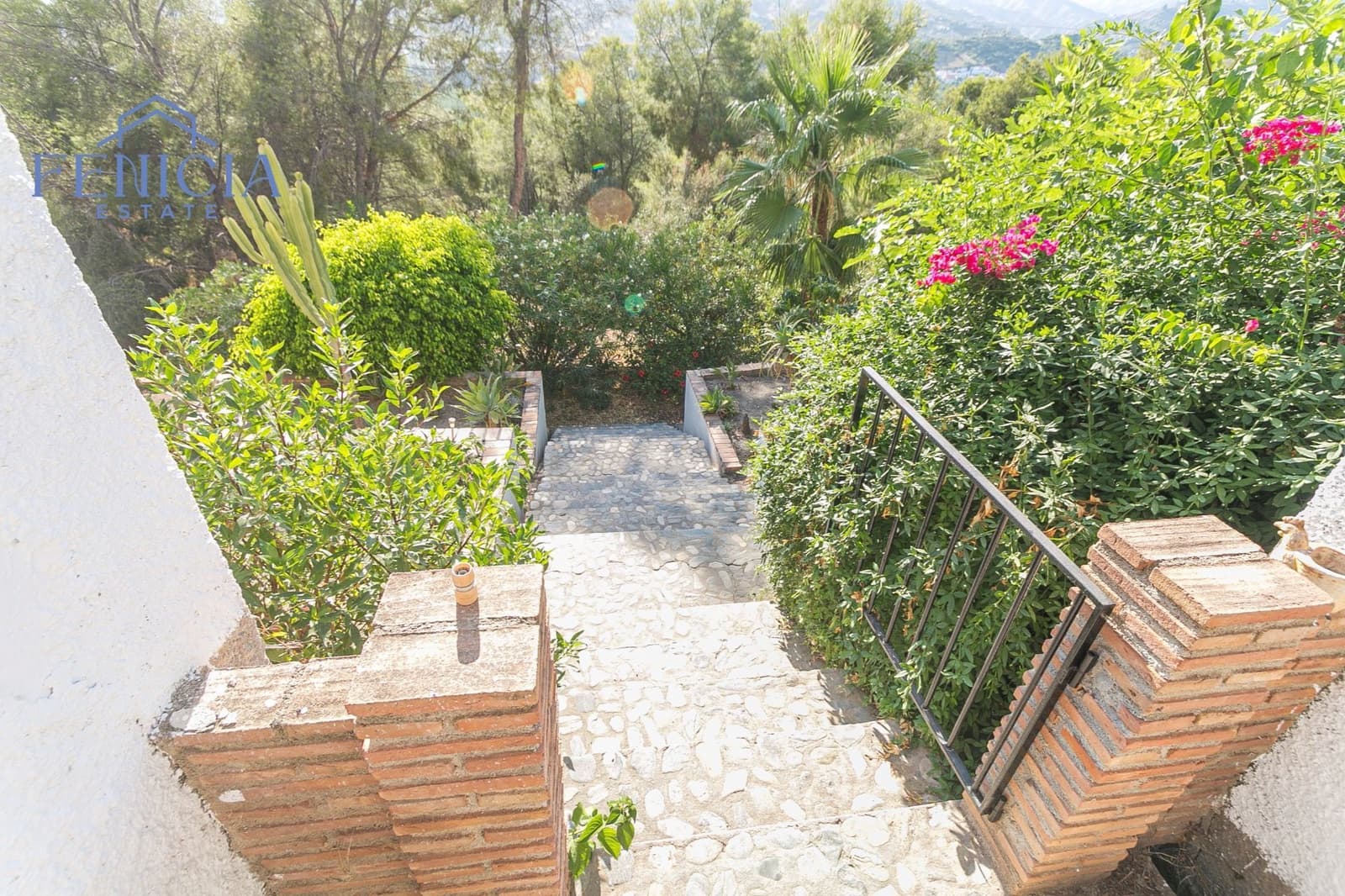 7 bedroom Villa for sale in Almunecar with pool garage - € 1,100,000 (Ref: 10170591)
