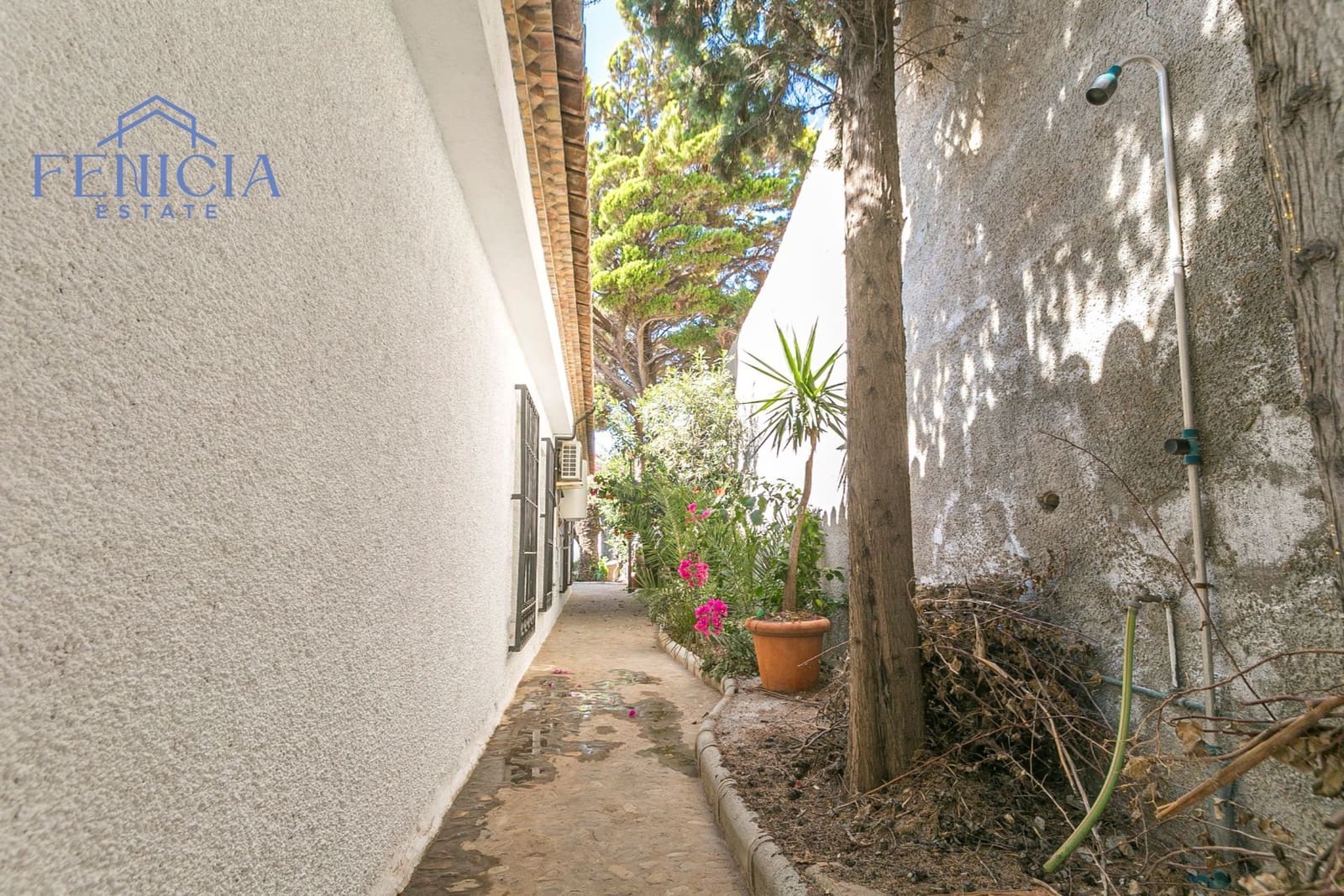 7 bedroom Villa for sale in Almunecar with pool garage - € 1,100,000 (Ref: 10170591)