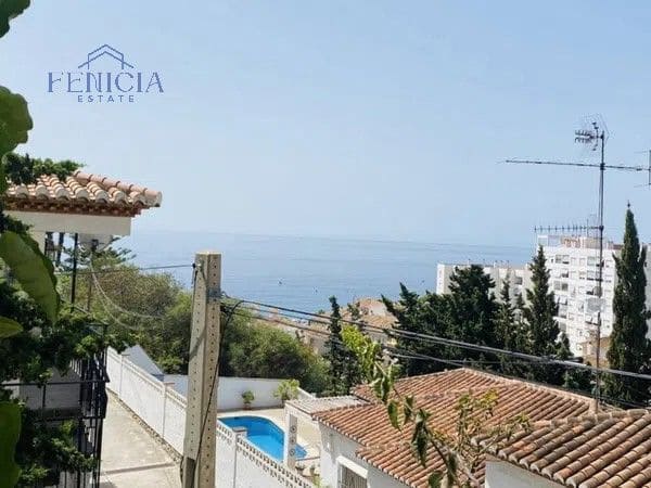 5 slaapkamer Villa te koop in Almuñécar met zwembad garage - € 689.000 (Ref: 8671702)