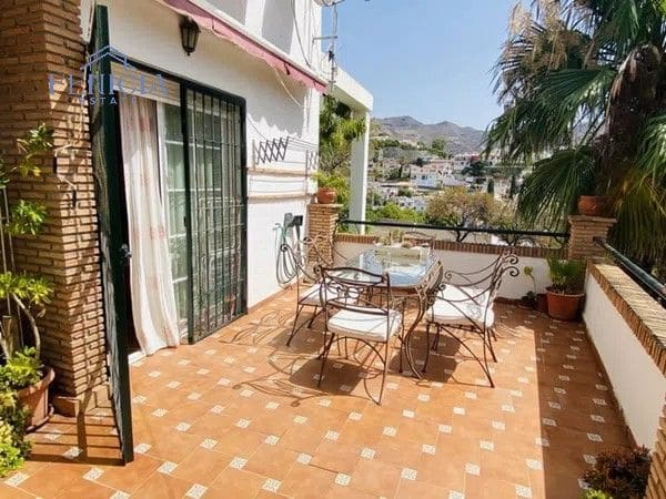 5 bedroom Villa for sale in Almunecar with pool garage - € 689,000 (Ref: 8671702)