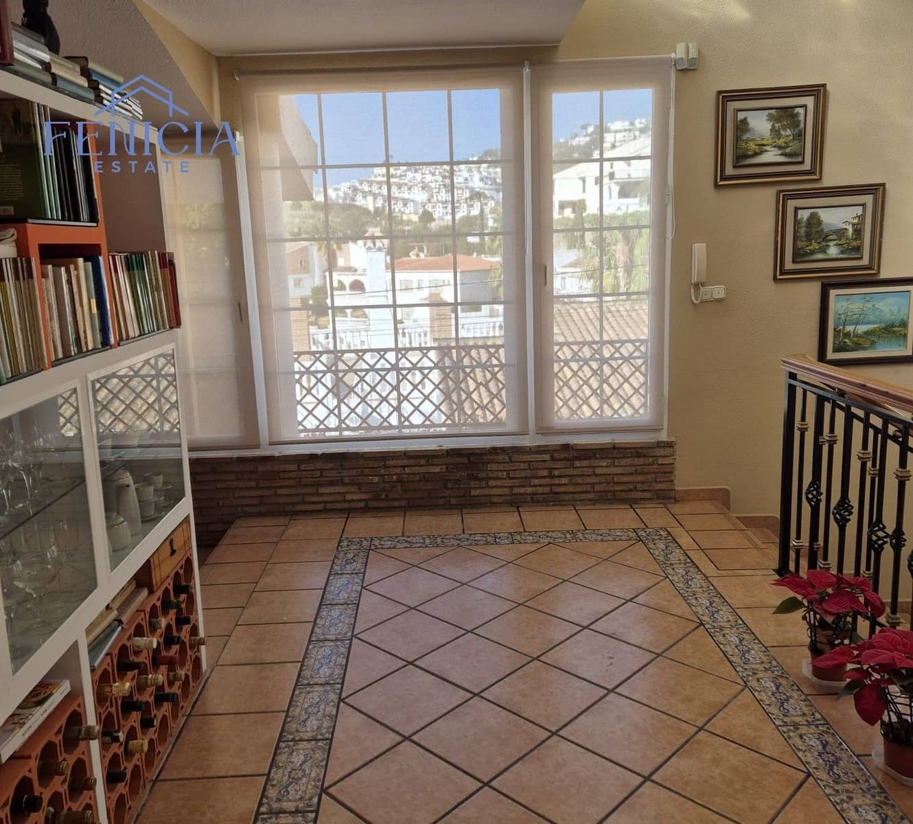 5 bedroom Villa for sale in Almunecar with pool garage - € 689,000 (Ref: 8671702)