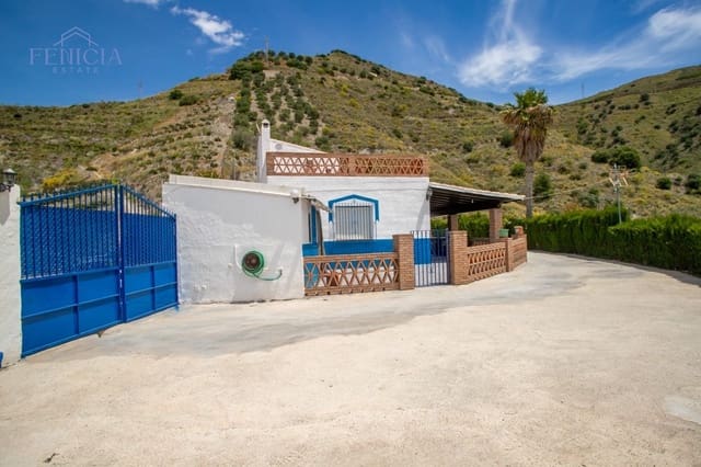 Finca/Casa Rural de 3 habitaciones en La Herradura, Almuñécar en venta con piscina garaje - 380.000 € (Ref: 8674394)