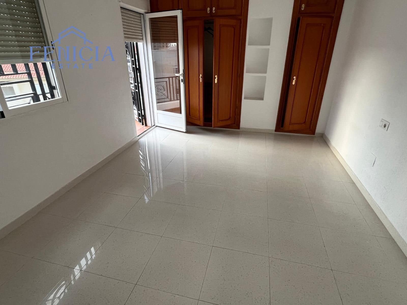 6 slaapkamer Halfvrijstaande villa te koop in Almunecar met zwembad garage - € 310.000 (Ref: 8674399)