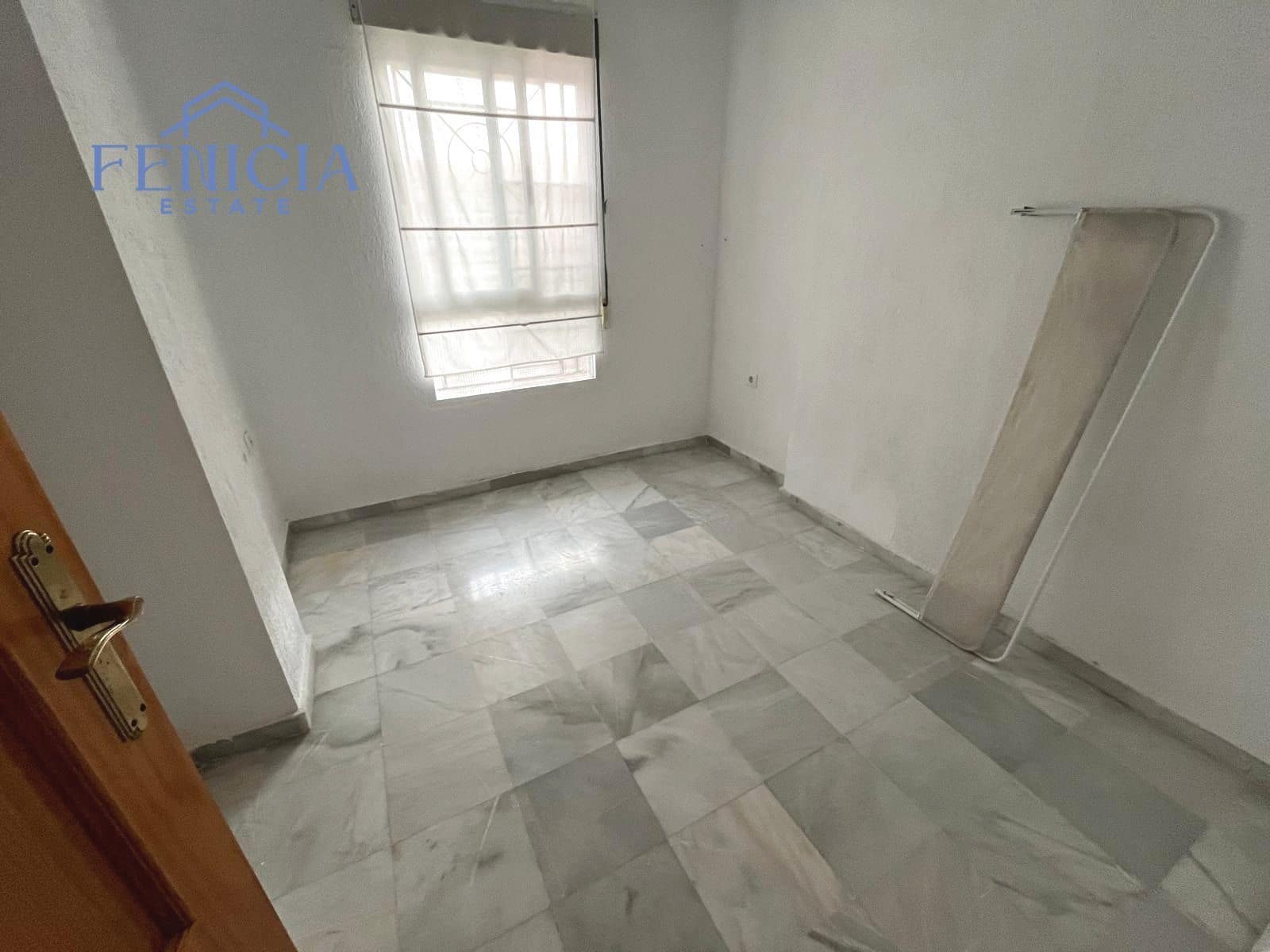 6 slaapkamer Halfvrijstaande villa te koop in Almunecar met zwembad garage - € 310.000 (Ref: 8674399)