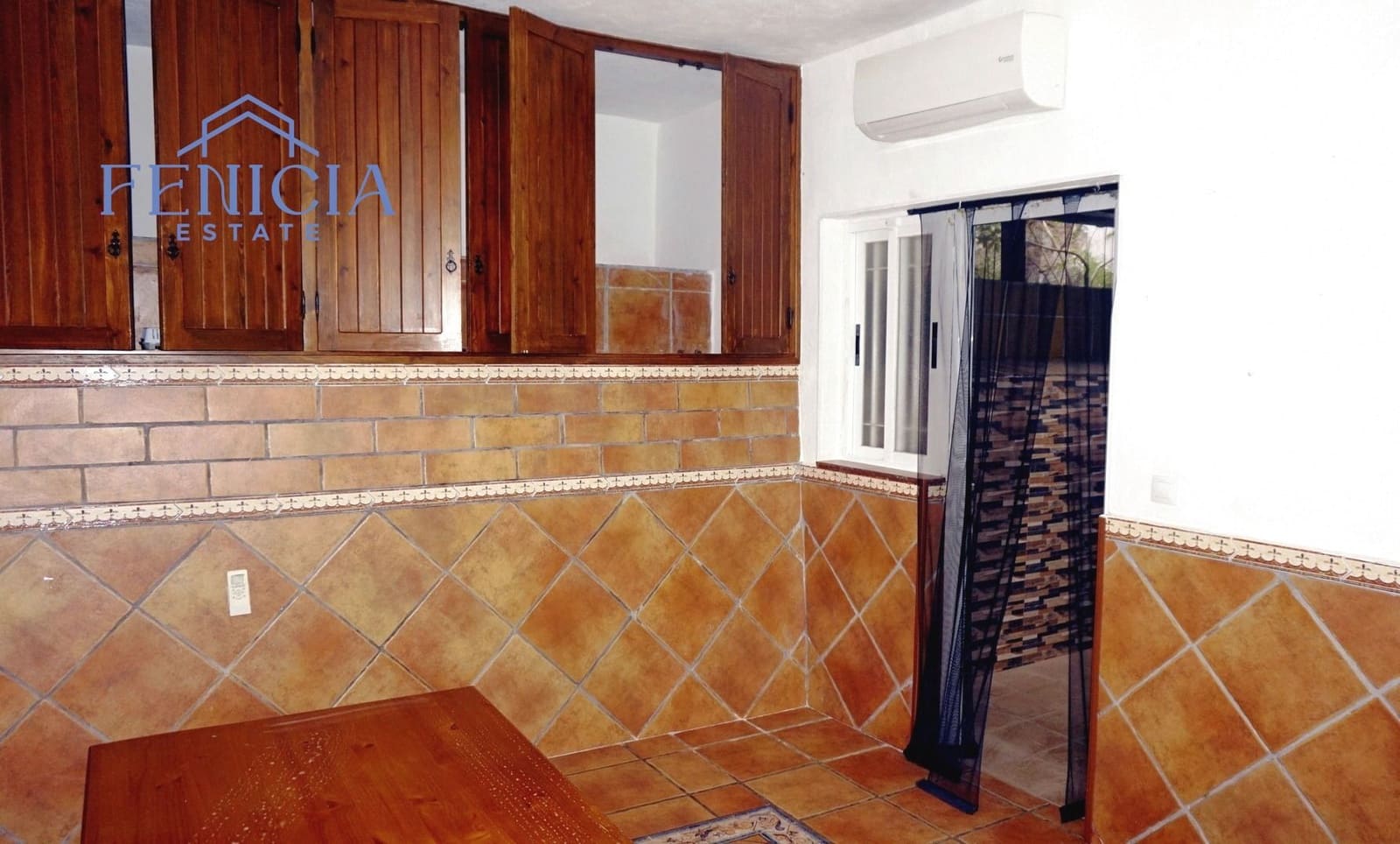 6 slaapkamer Halfvrijstaande villa te koop in Almunecar met zwembad garage - € 310.000 (Ref: 8674399)