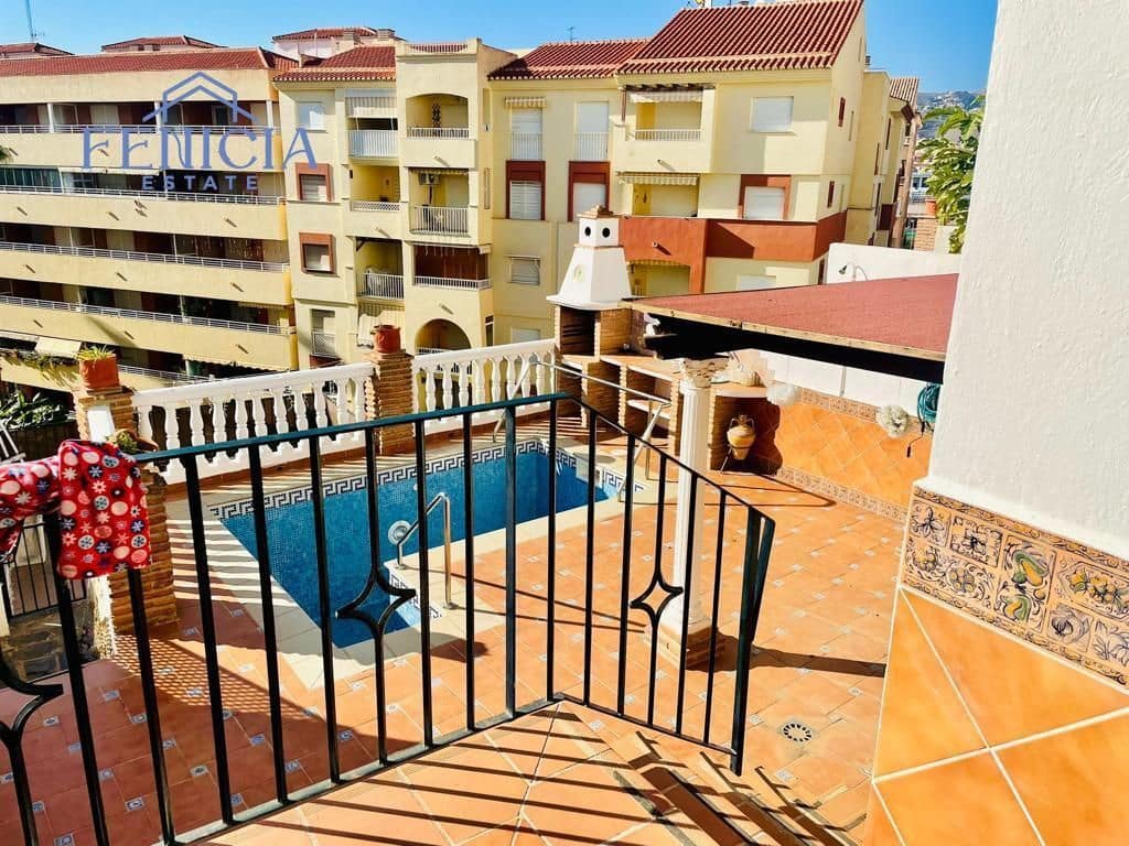 6 slaapkamer Halfvrijstaande villa te koop in Almunecar met zwembad garage - € 310.000 (Ref: 8674399)