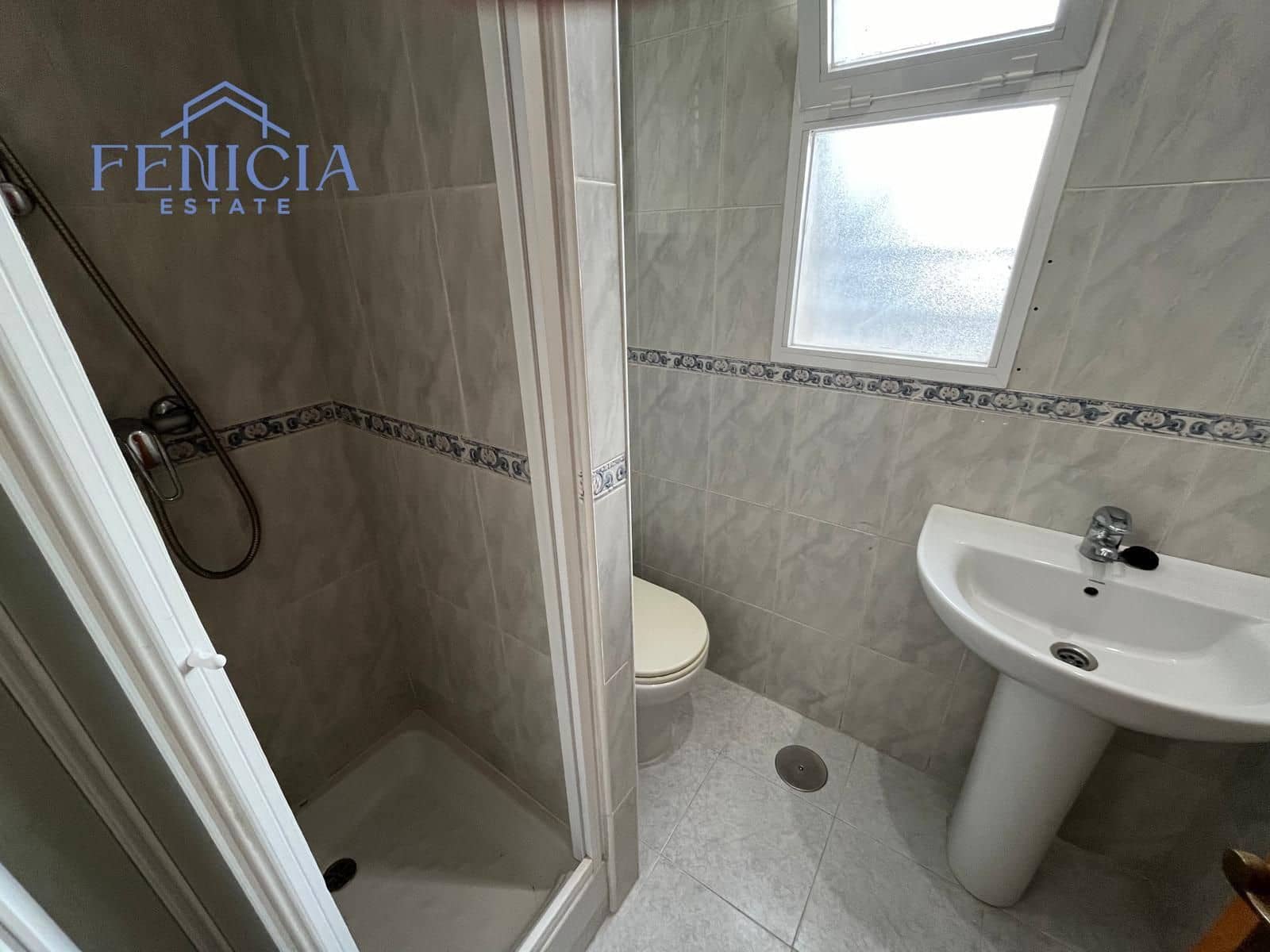 6 slaapkamer Halfvrijstaande villa te koop in Almunecar met zwembad garage - € 310.000 (Ref: 8674399)