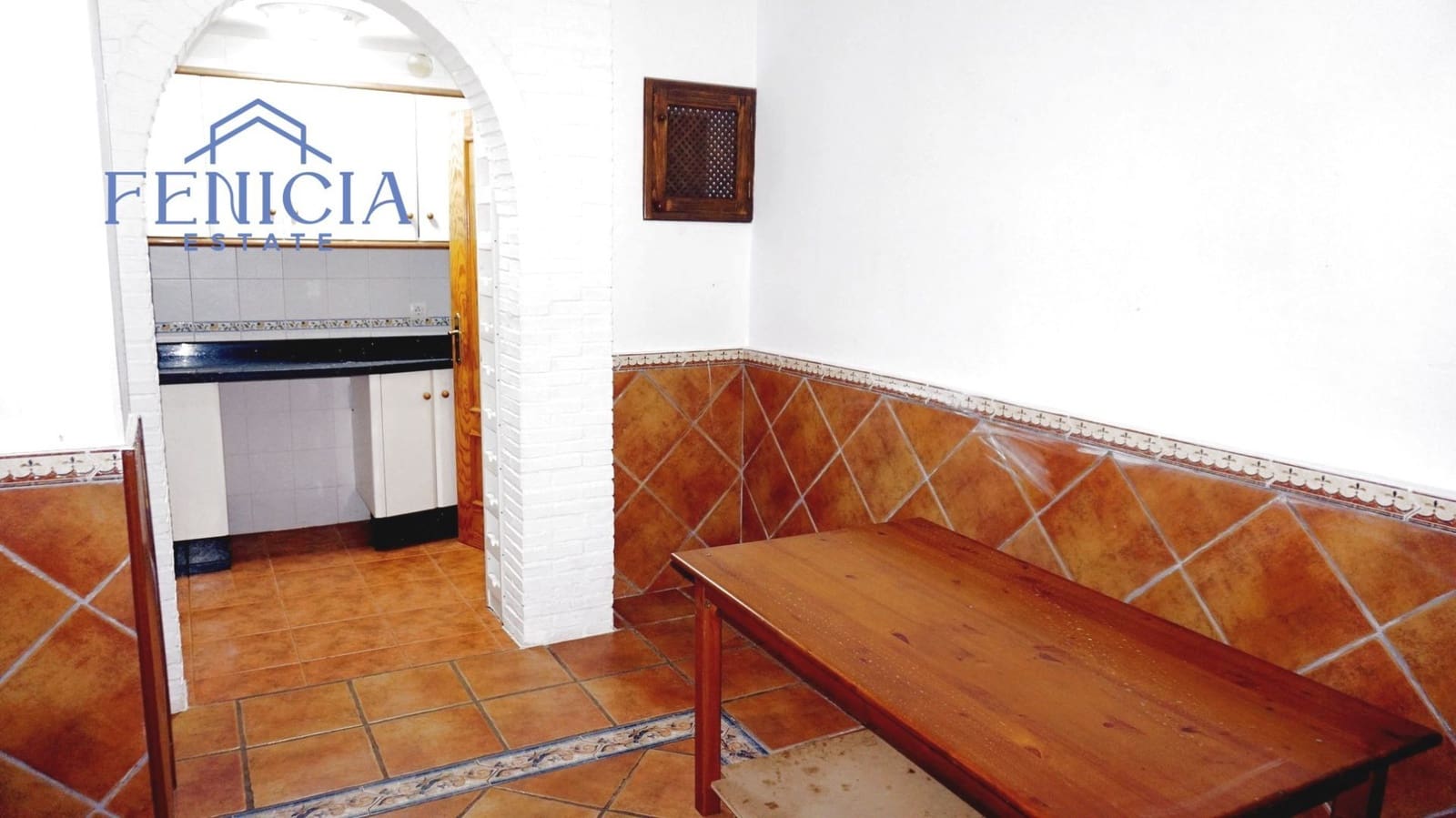 6 slaapkamer Halfvrijstaande villa te koop in Almunecar met zwembad garage - € 310.000 (Ref: 8674399)