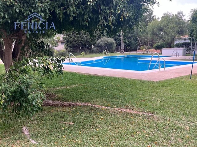 6 quarto Moradia Geminada para venda em Almuñécar com piscina garagem - 310 000 € (Ref: 8674399)