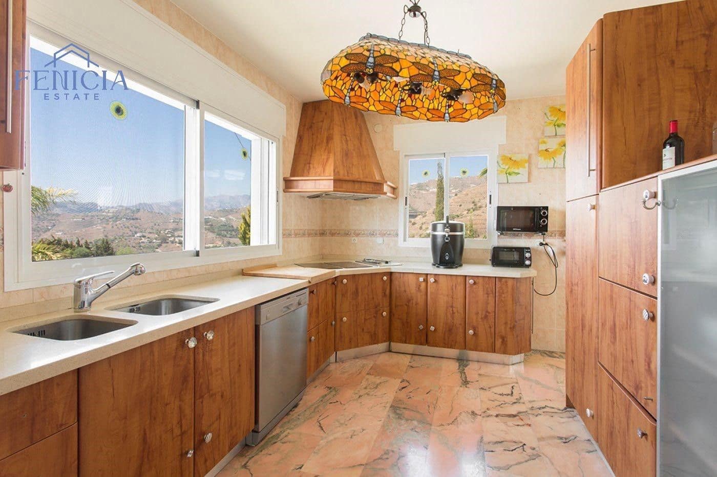 4 Zimmer Villa zu verkaufen in Almunecar mit Pool Garage - 560.000 € (Ref: 8692672)