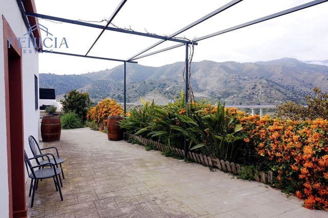 Finca/Casa Rural de 1 habitación en La Herradura, Almuñécar en venta con garaje - 194.900 € (Ref: 8789113)