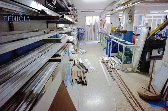 Kaupallinen myytävänä paikassa Almuñécar - 191 000 € (Ref: 8815445)