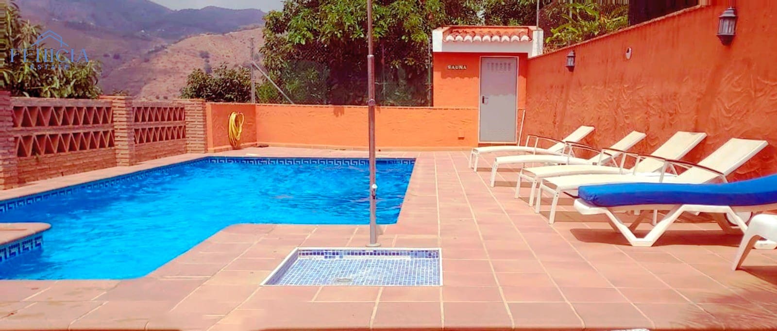 3 chambre Villa/Maison à vendre à Jete avec piscine garage - 515 000 € (Ref: 8828531)
