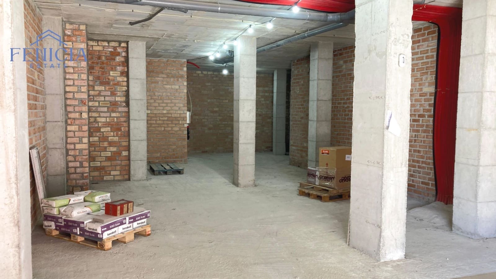 Local Commercial à louer à Almunecar - 800 € (Ref: 8905022)