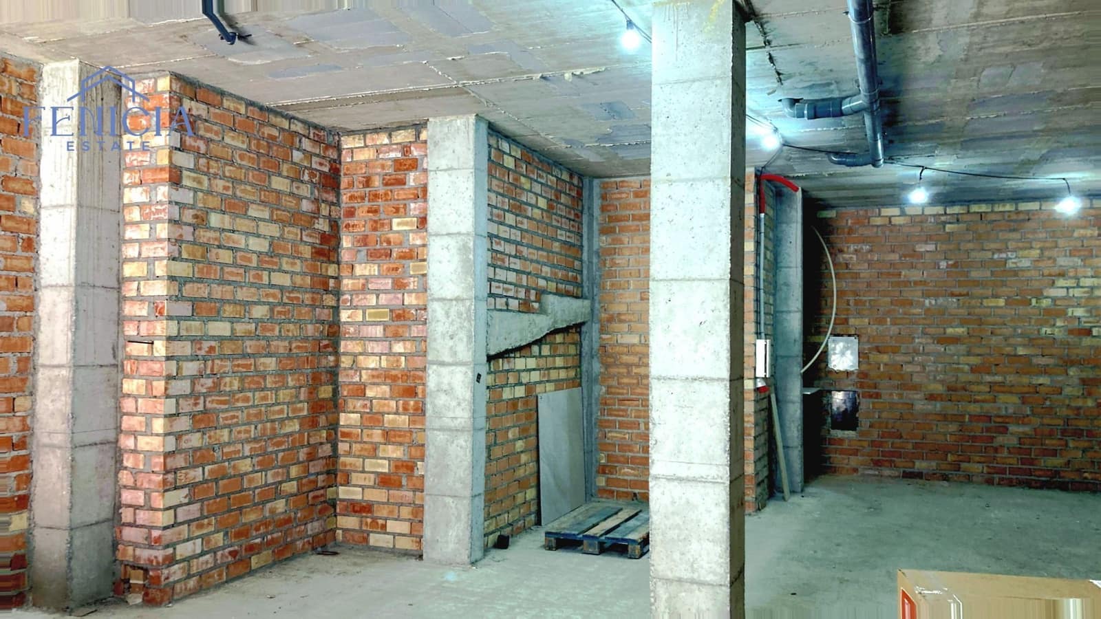 Local Commercial à louer à Almunecar - 800 € (Ref: 8905022)