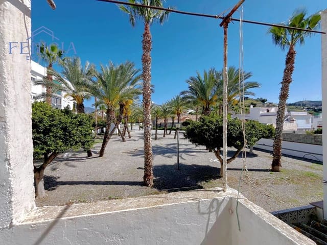 6 soveværelse Byhus til salg i La Herradura, Almuñécar - € 550.000 (Ref: 8921026)