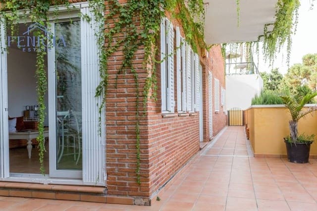 2 quarto Apartamento para venda em Almuñécar com piscina garagem - 260 000 € (Ref: 8928392)