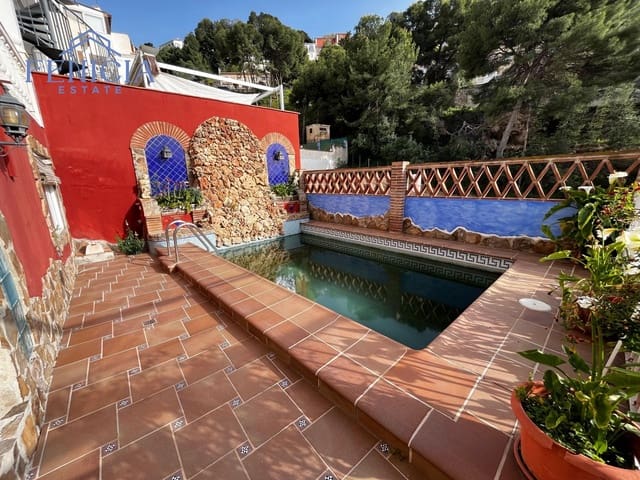 3 bedroom Townhouse for sale in Almuñécar with pool garage - € 385,000 (Ref: 8952427)