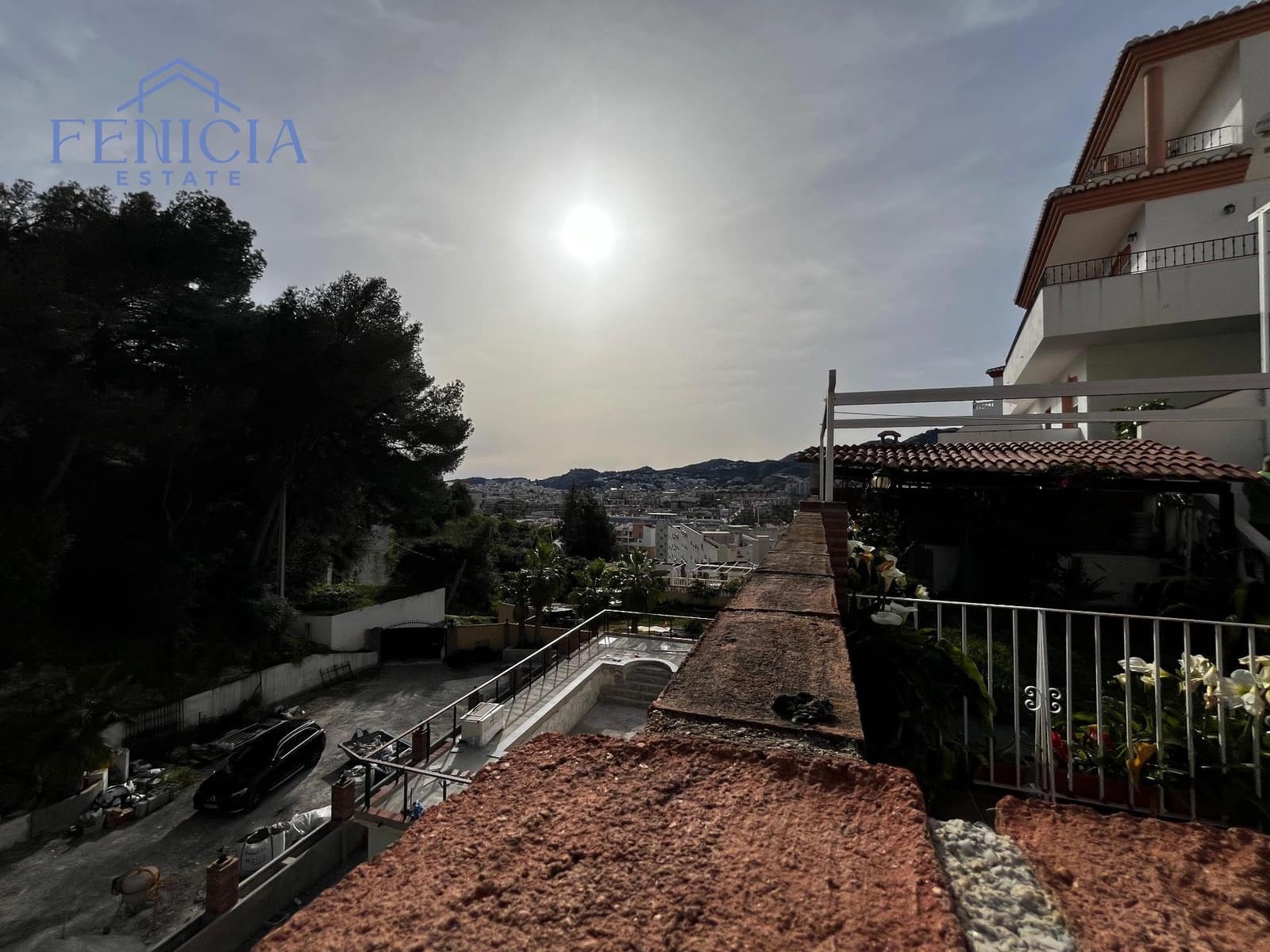 3 bedroom Townhouse for sale in Almunecar with pool garage - € 385,000 (Ref: 8952427)