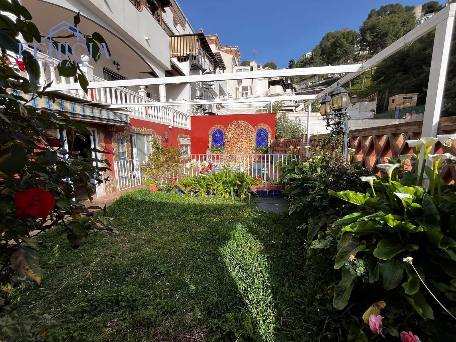 3 bedroom Townhouse for sale in Almunecar with pool garage - € 385,000 (Ref: 8952427)