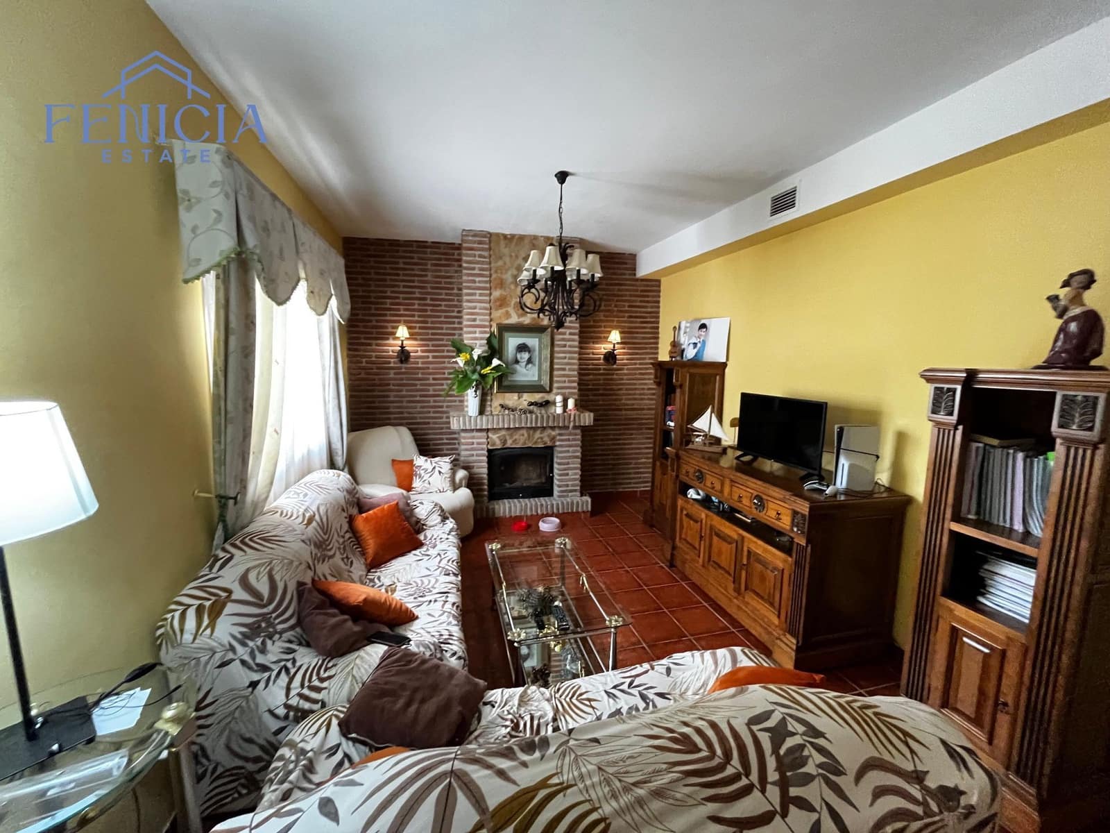 3 bedroom Townhouse for sale in Almunecar with pool garage - € 385,000 (Ref: 8952427)