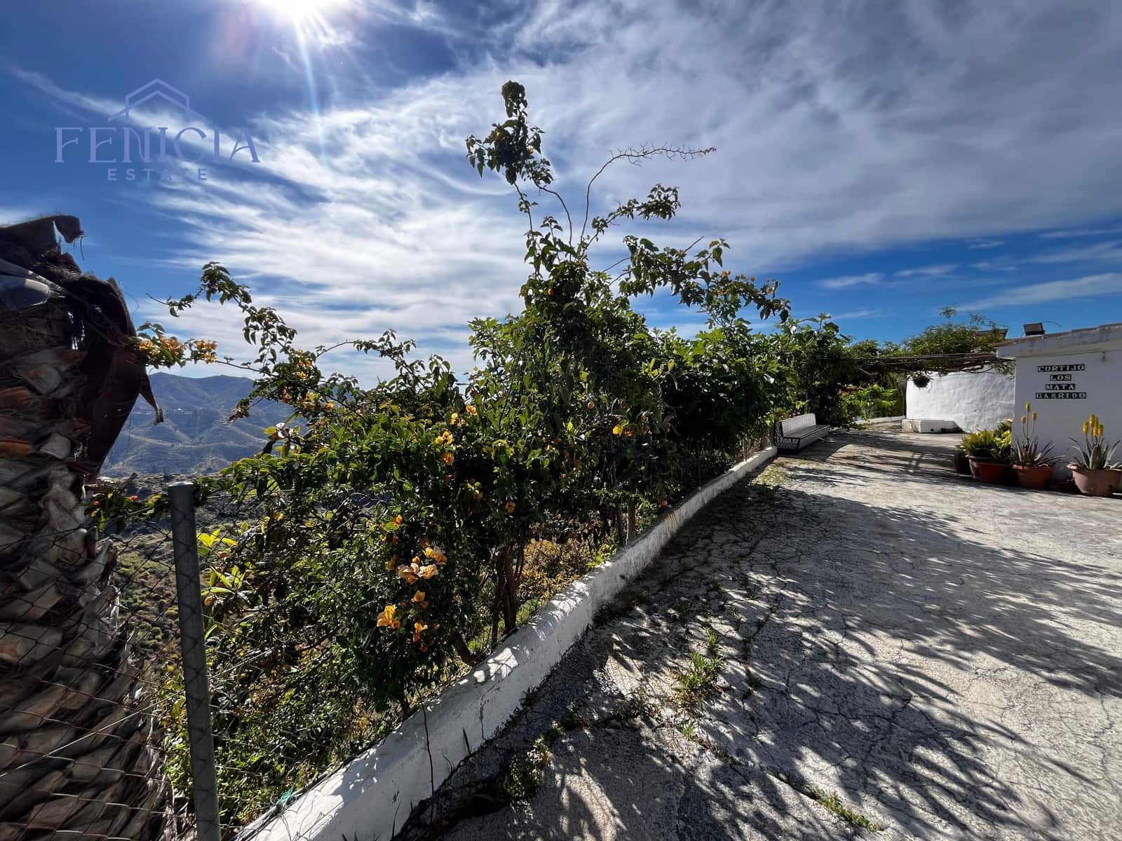 2 sovrum Finca/Hus på landet till salu i La Herradura med pool garage - 349 000 € (Ref: 8993601)