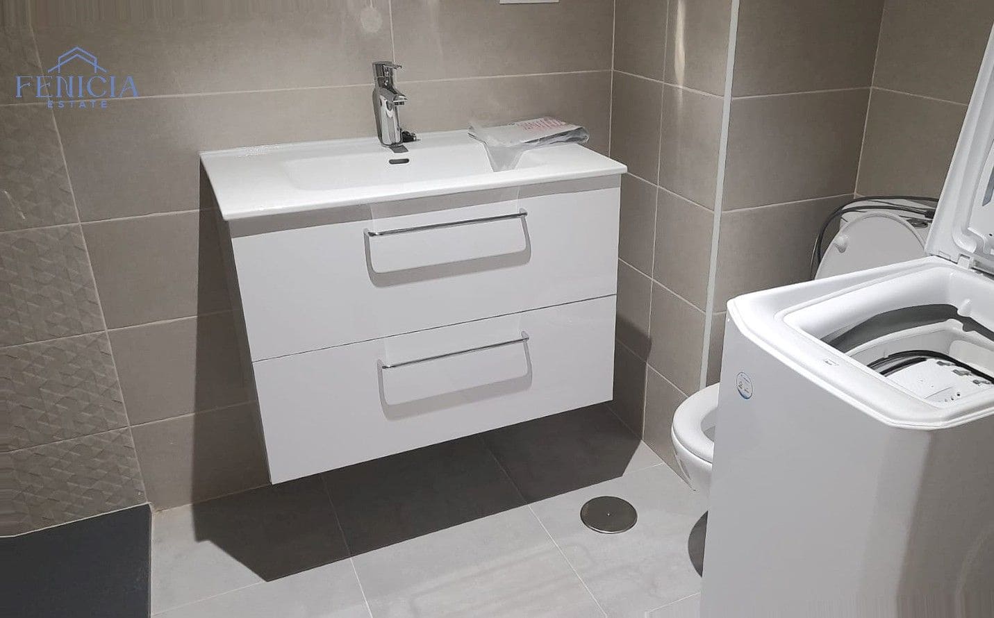 Piso de 2 habitaciones en Almuñécar en venta con piscina garaje - 174.000 € (Ref: 9159279)