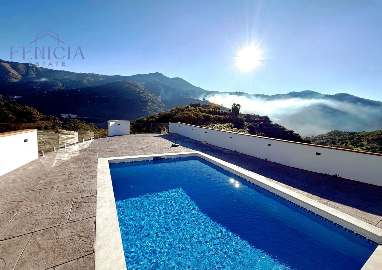 2 bedroom Villa for sale in Almunecar with pool garage - € 269,000 (Ref: 9165523)