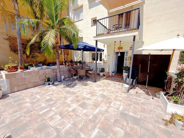 3 chambre Villa/Maison Semi-Mitoyenne à vendre à Almuñécar avec piscine garage - 409 000 € (Ref: 9169336)