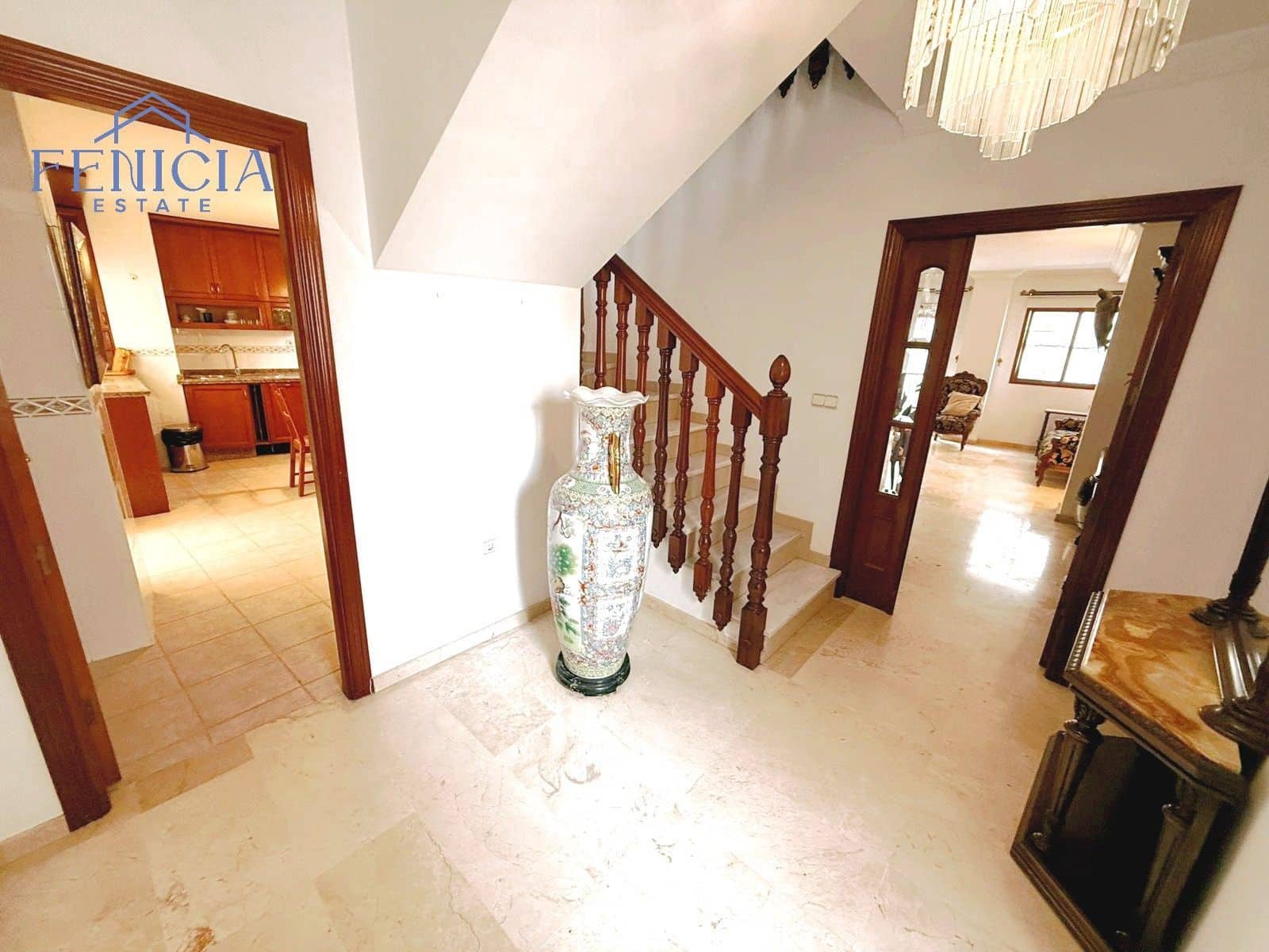 4 bedroom Flat for sale in Almunecar - € 420,000 (Ref: 9188090)