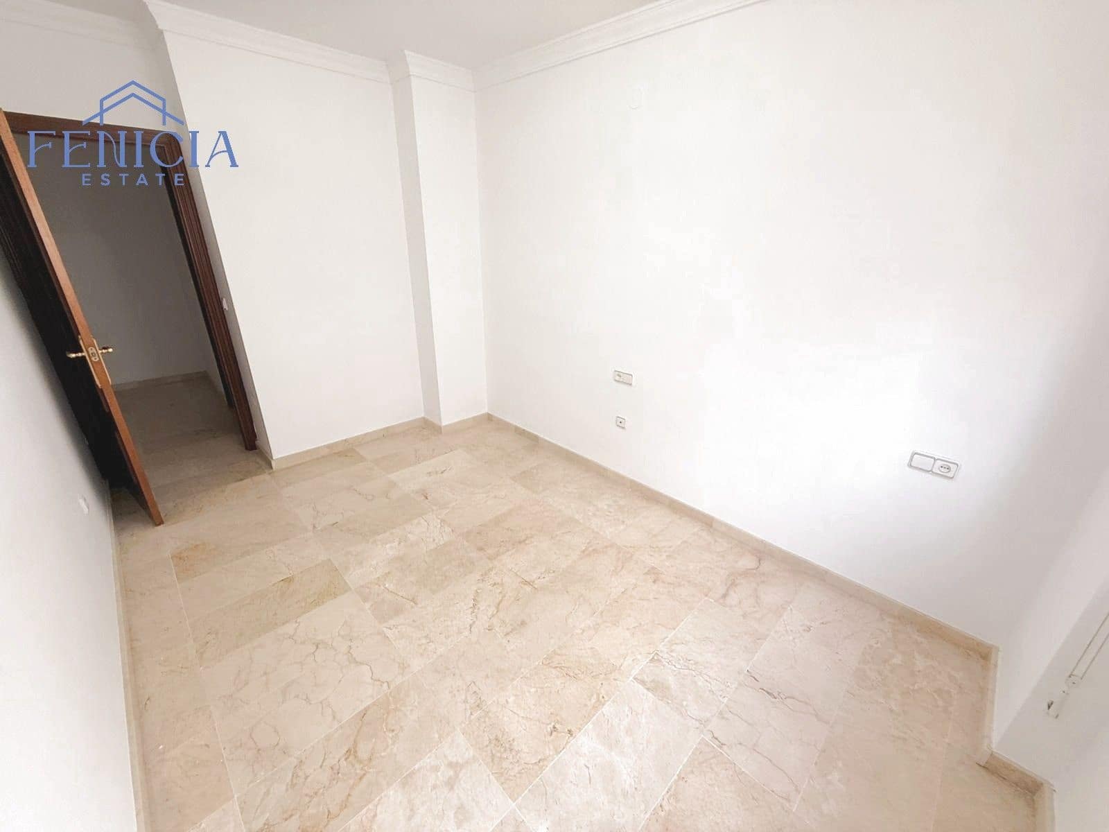 4 bedroom Flat for sale in Almunecar - € 420,000 (Ref: 9188090)