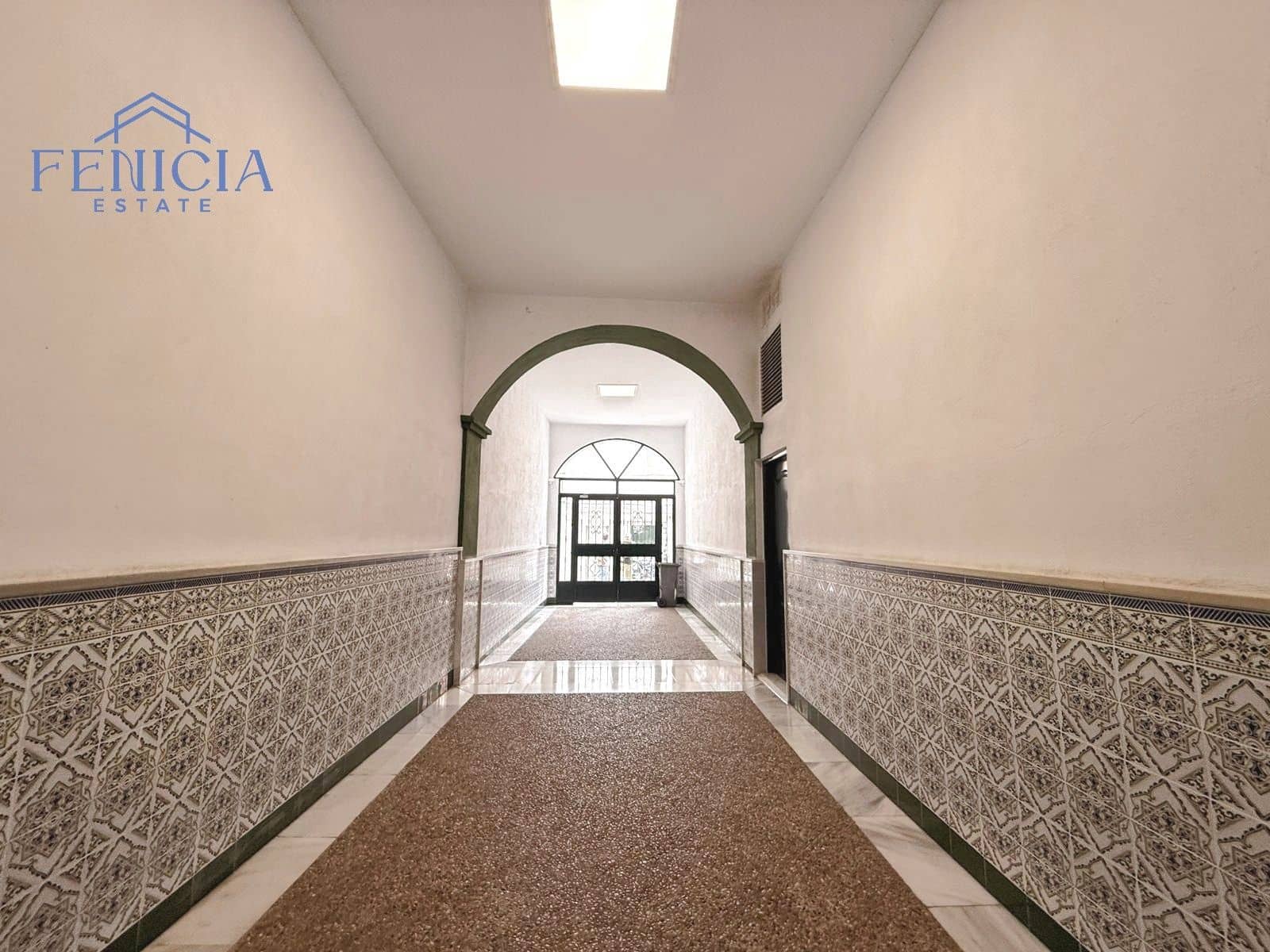 4 bedroom Flat for sale in Almunecar - € 420,000 (Ref: 9188090)