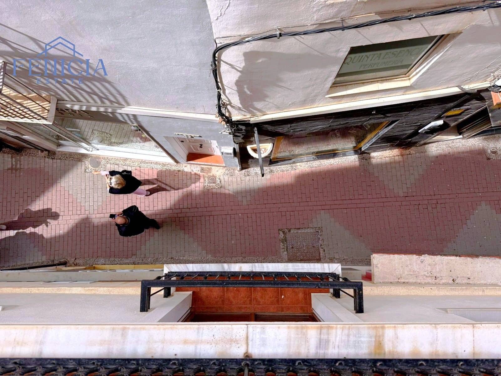 4 bedroom Flat for sale in Almunecar - € 420,000 (Ref: 9188090)