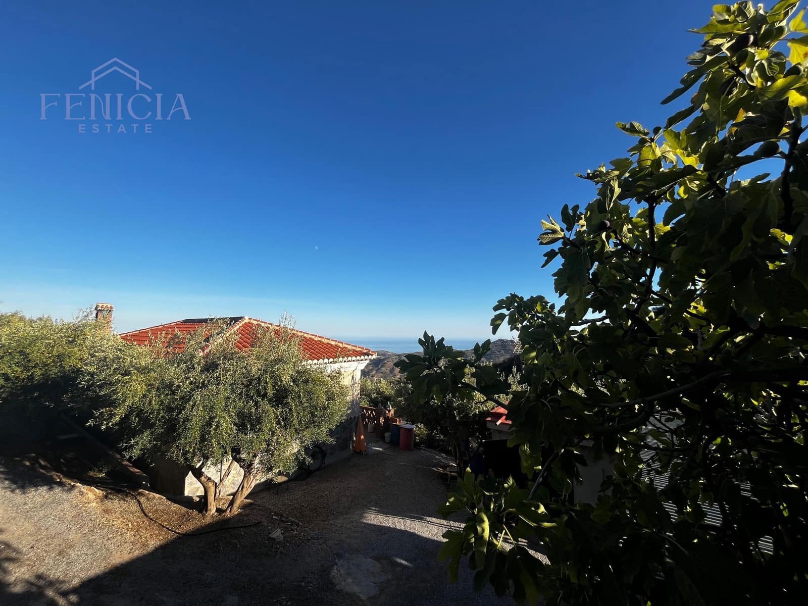 2 sypialnia Finka/Dom wiejski na sprzedaż w Otivar z basenem garażem - 214 000 € (Ref: 9204263)