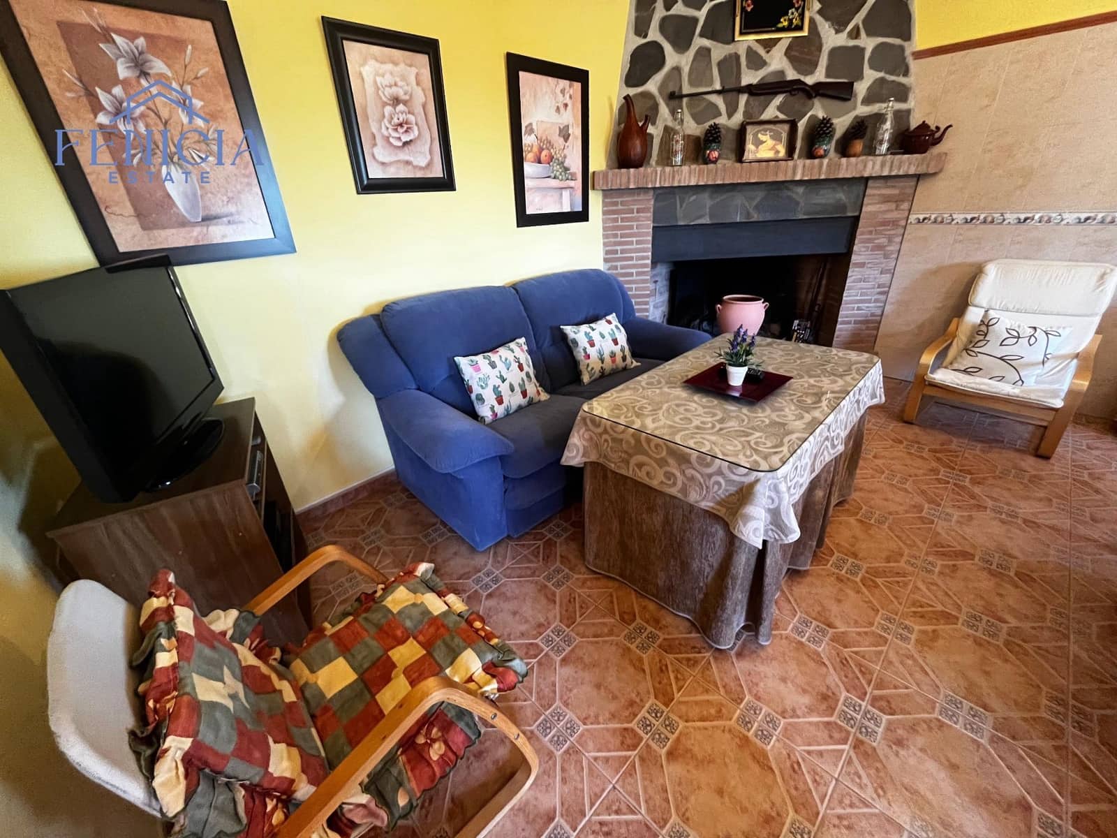 2 sypialnia Finka/Dom wiejski na sprzedaż w Otivar z basenem garażem - 214 000 € (Ref: 9204263)