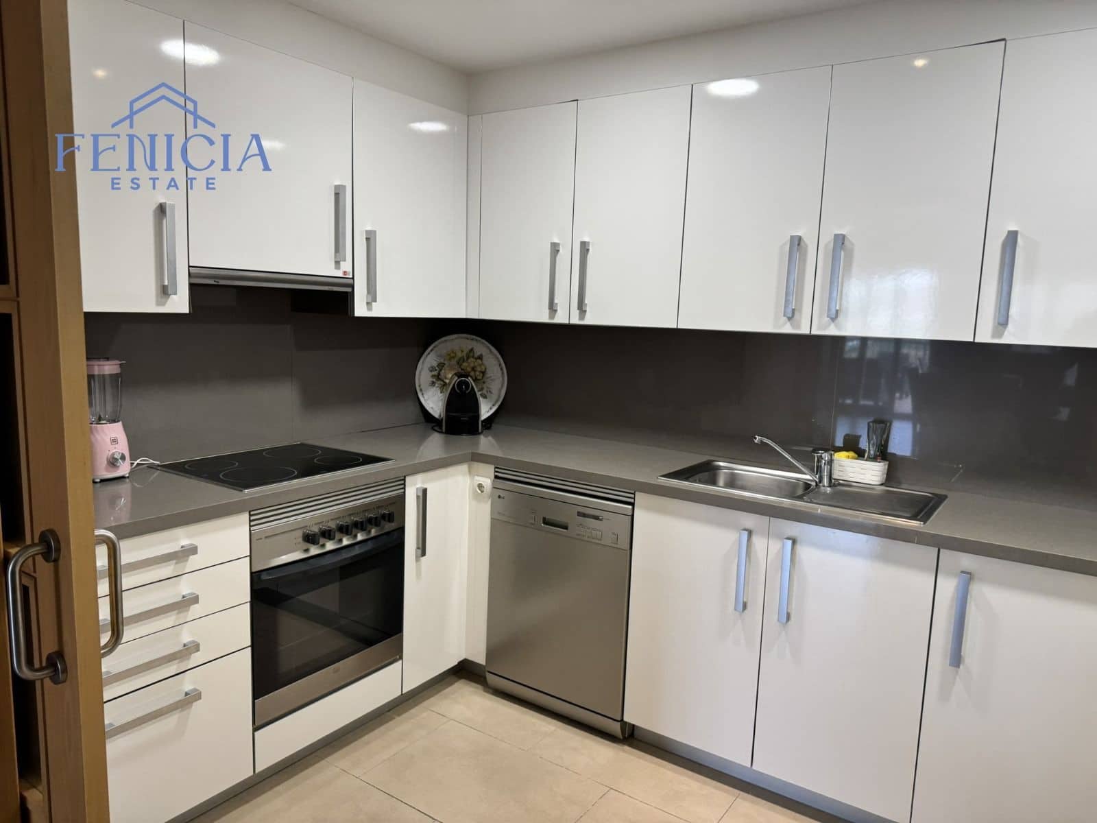 3 quarto Casa em Banda para venda em Almunecar com piscina garagem - 383 000 € (Ref: 9236034)