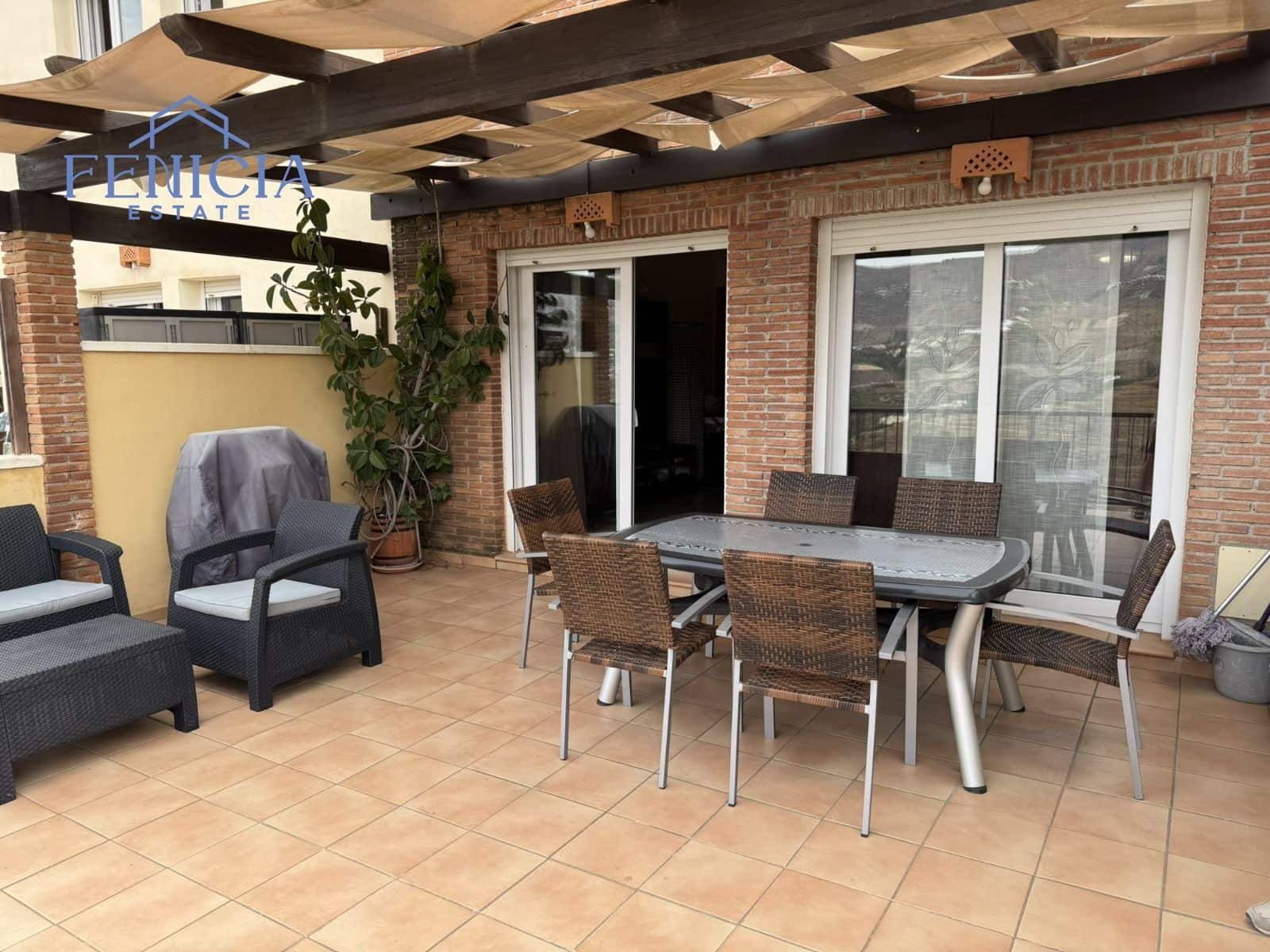 3 quarto Casa em Banda para venda em Almunecar com piscina garagem - 383 000 € (Ref: 9236034)