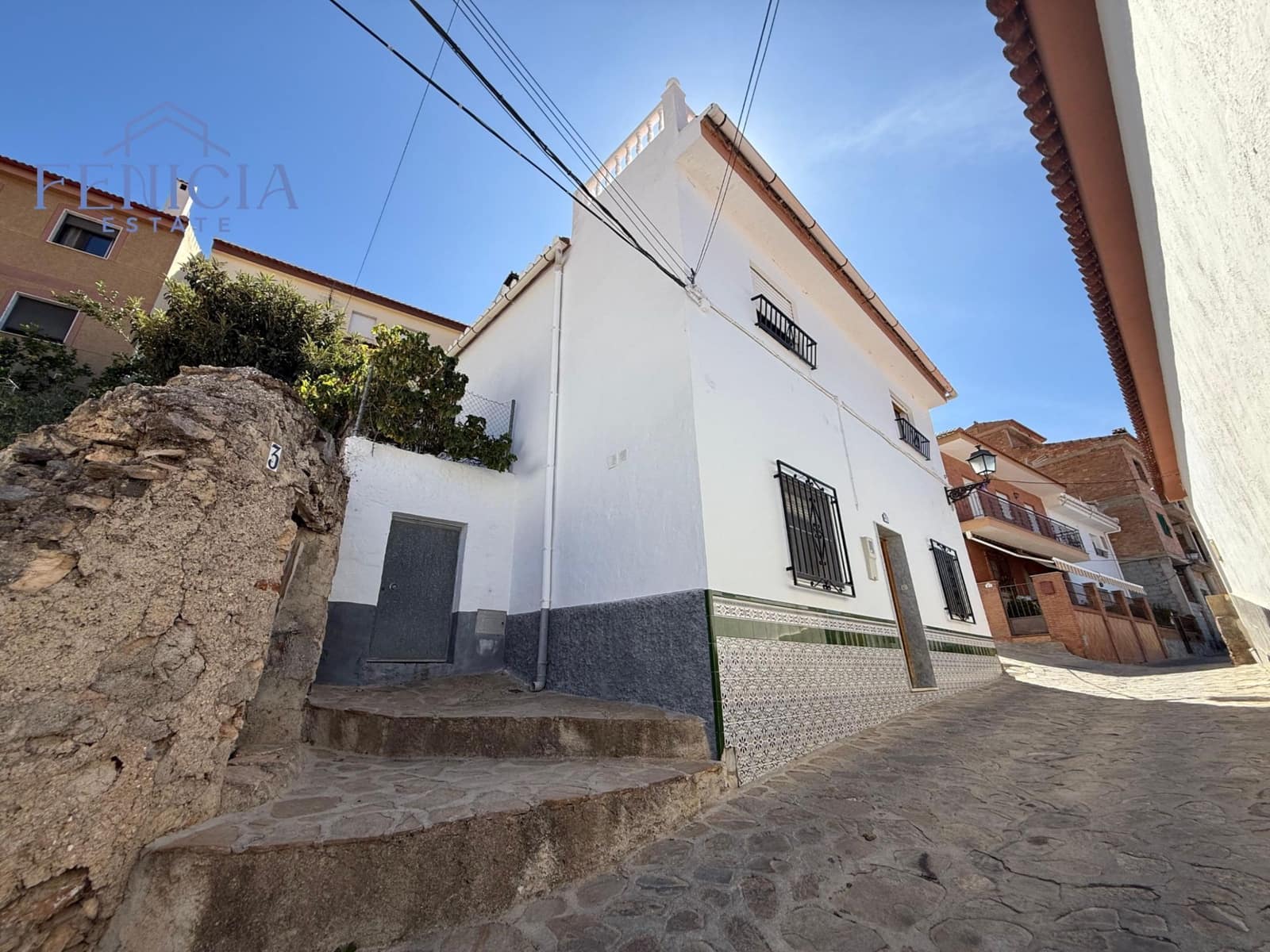 4 soveværelse Byhus til salg i Lentegi med garage - € 125.000 (Ref: 9239614)