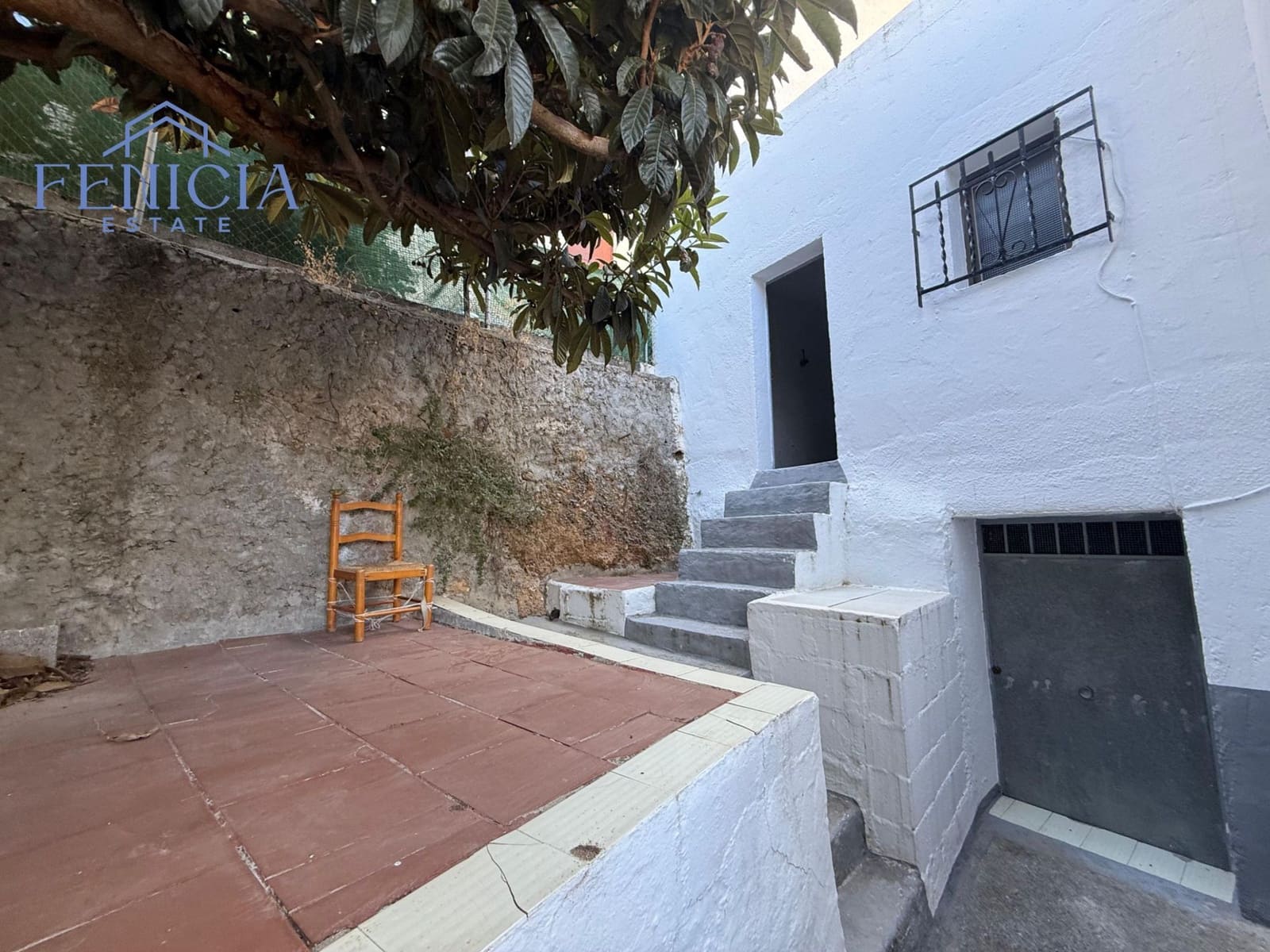 4 soveværelse Byhus til salg i Lentegi med garage - € 125.000 (Ref: 9239614)