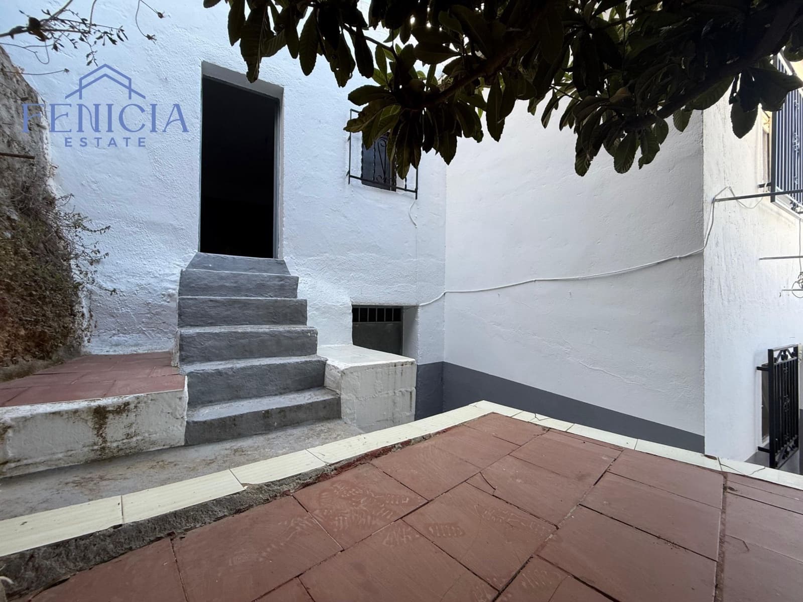 4 soveværelse Byhus til salg i Lentegi med garage - € 125.000 (Ref: 9239614)